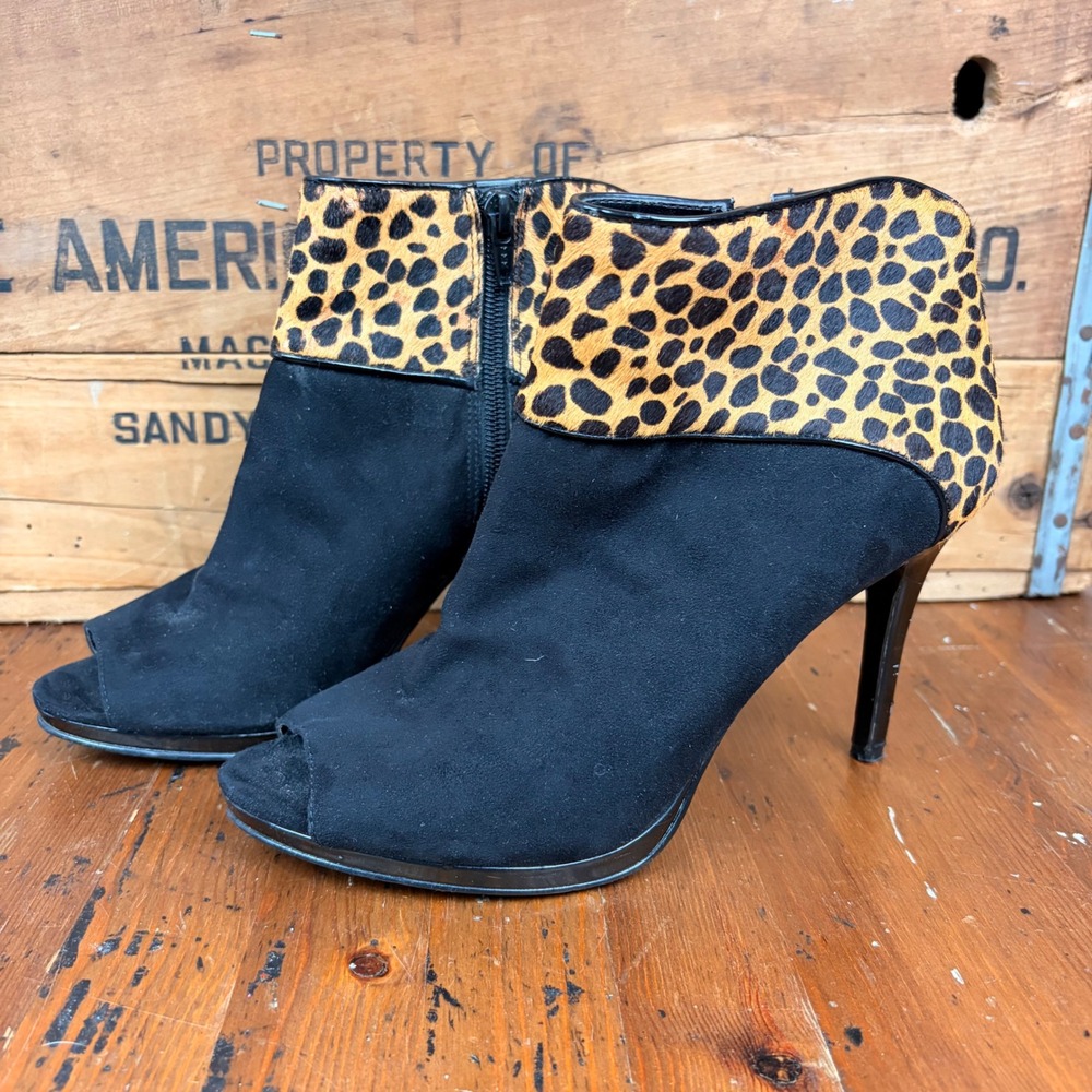 Nine West Getonito Black Suede‎ Leopard Calf Hair Peep Toe Stiletto Boots 7M